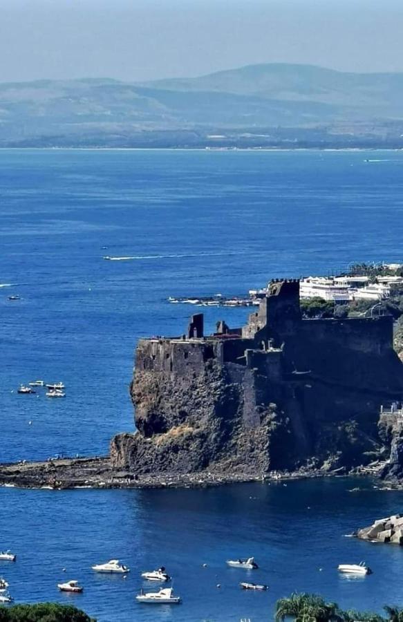 Ferienwohnung L'Isola E I Faraglioni House Aci Trezza Exterior foto